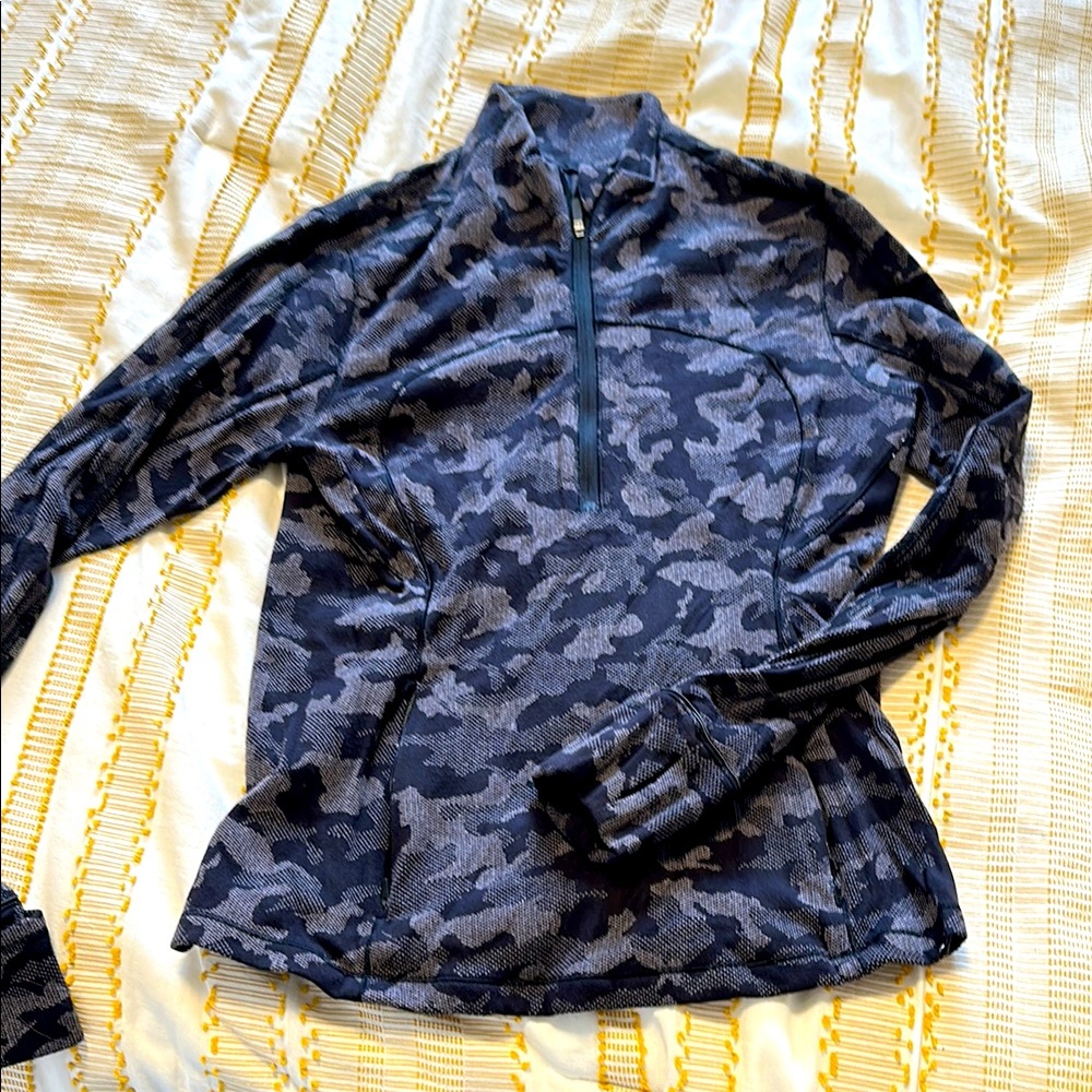 Lululemon camo half zip